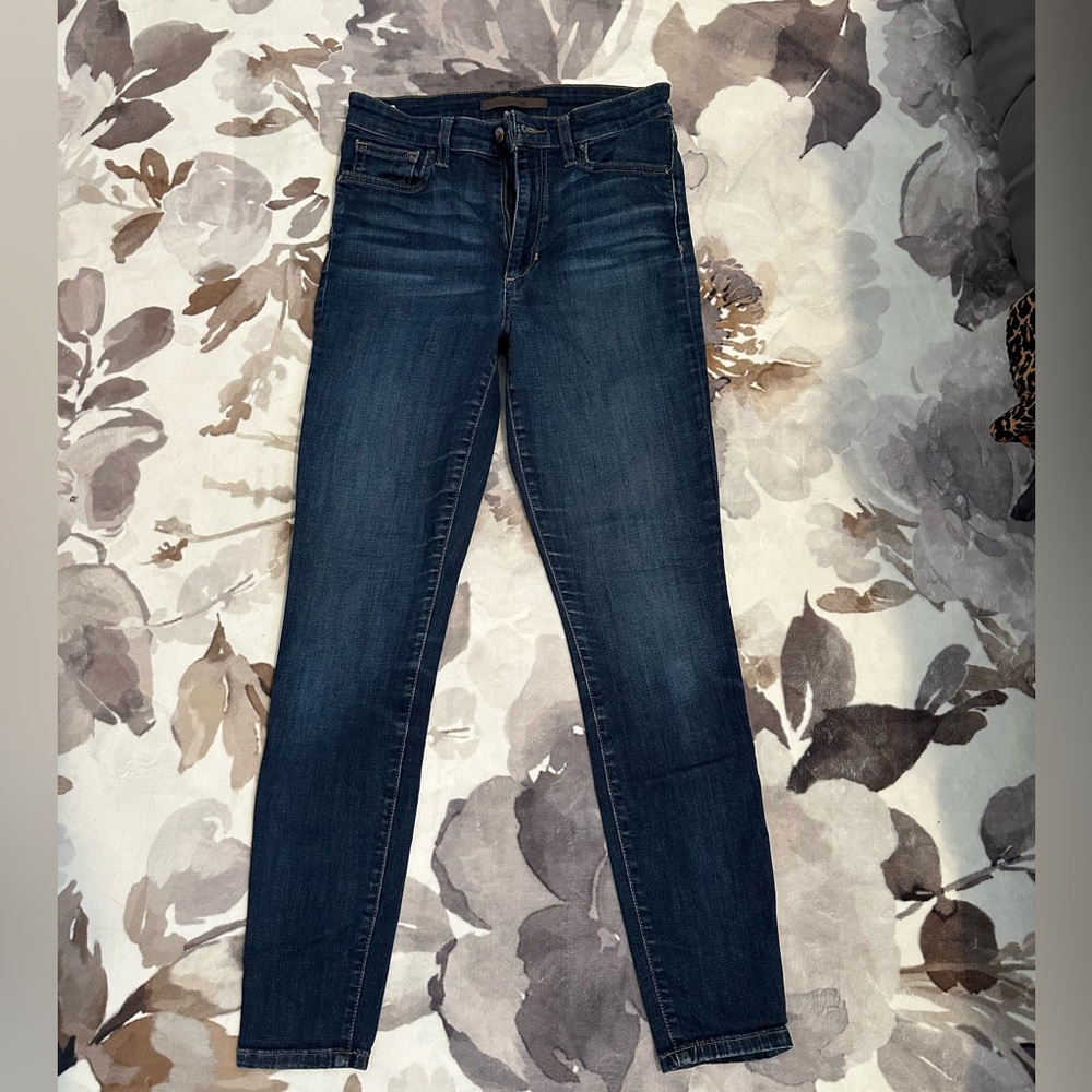 Joe’s jeans - size 26 - high rise skinny ankle